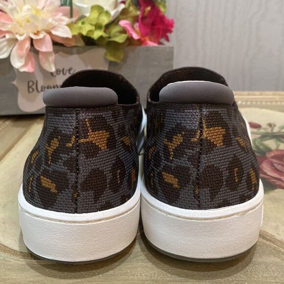 Nurse Mates Align Cosmic Leopard Print Slip On Shoes Sneakers Slip Resistant 10 - Picture 5 of 16